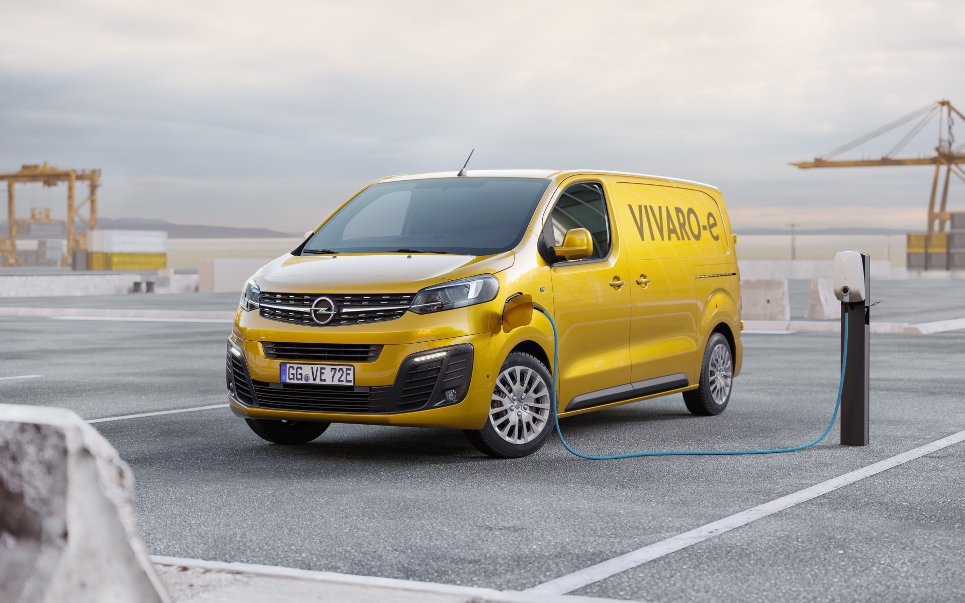 Opel Vivaro-e tankowanie