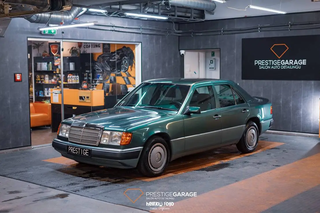 Mercedes W124 - niemiecki klasyk - Salon Auto Detailingu Myjnia Prestige  Garage